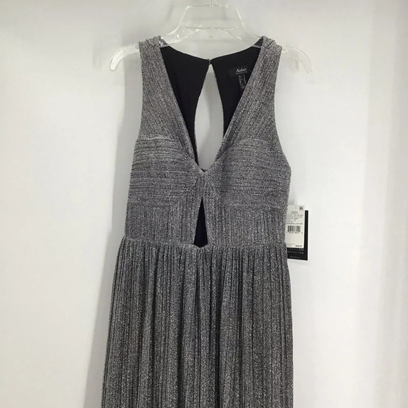 Aidan By Aidan Maddox Metallic Pleated Knit Formal Gown NWT Silver Black Size 2 - Picture 3 of 11